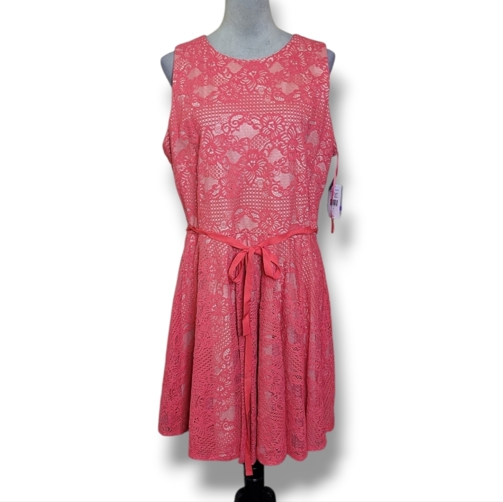 NWT Danny & Nicole Sleeveless Coral Lace Dress